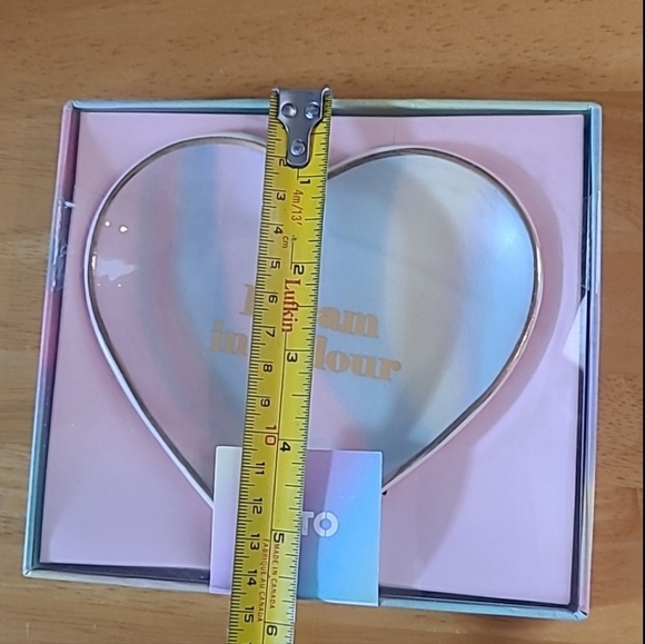 OFFICEWORKS Heart-Shaped 'Dream In Colour' Pastel Rainbow Colored Trinket Tray - Picture 10 of 13